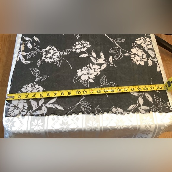 Marallis Collection Top Skirt Scarf Women’s Large Slinky Floral Black/White - Picture 10 of 12